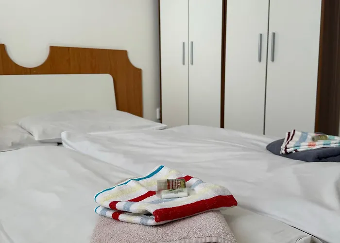 Hotel Avion